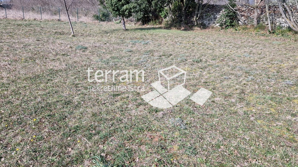 Istria, Marčana, Rakalj, building plot 900m2 with sea view for sale