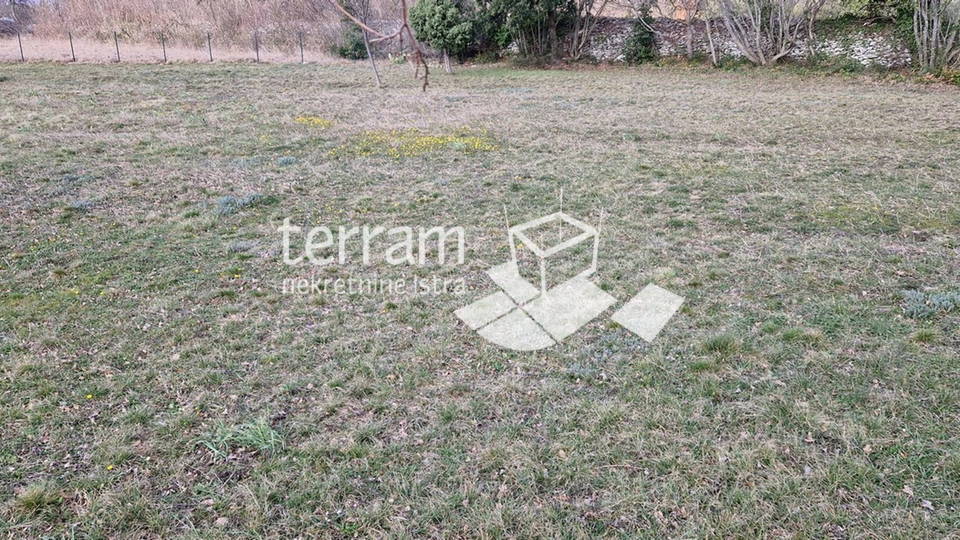 Istria, Marčana, Rakalj, building plot 900m2 with sea view for sale