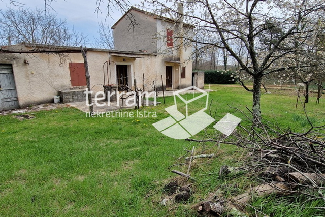 Istria, Barban, detached house 139 m2 with garden 2033 m2 for sale