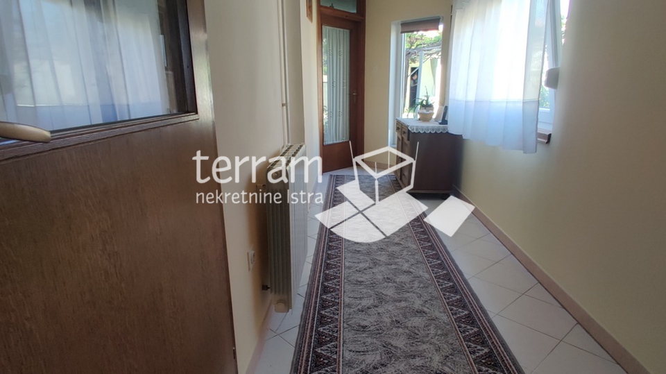 Istria, Pula, Vidikovac, end terraced house 242.23 m2 with garden 472m2, for sale