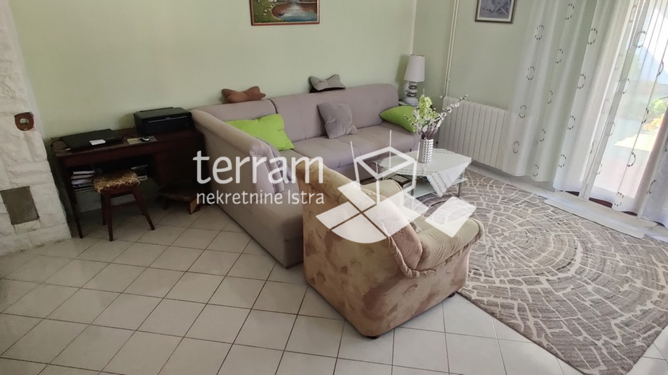 Istria, Pula, Vidikovac, end terraced house 242.23 m2 with garden 472m2, for sale