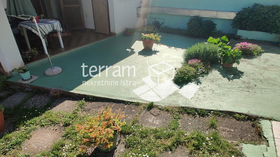 Istria, Pula, Vidikovac, end terraced house 242.23 m2 with garden 472m2, for sale