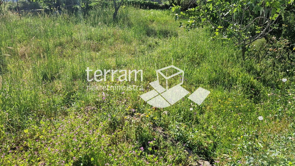 Istria, Pula, Vintijan building plot 673m2 for sale