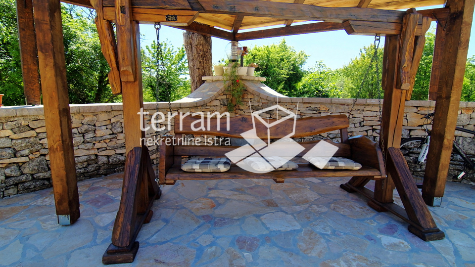 Istria, Barban, stone renovated villa 150m2 with swimming pool, #for sale