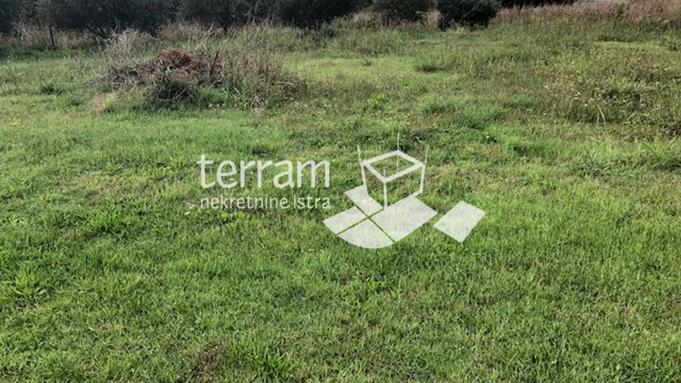 Istria, Medulin, Pomer, building land 980m2, complete infrastructure