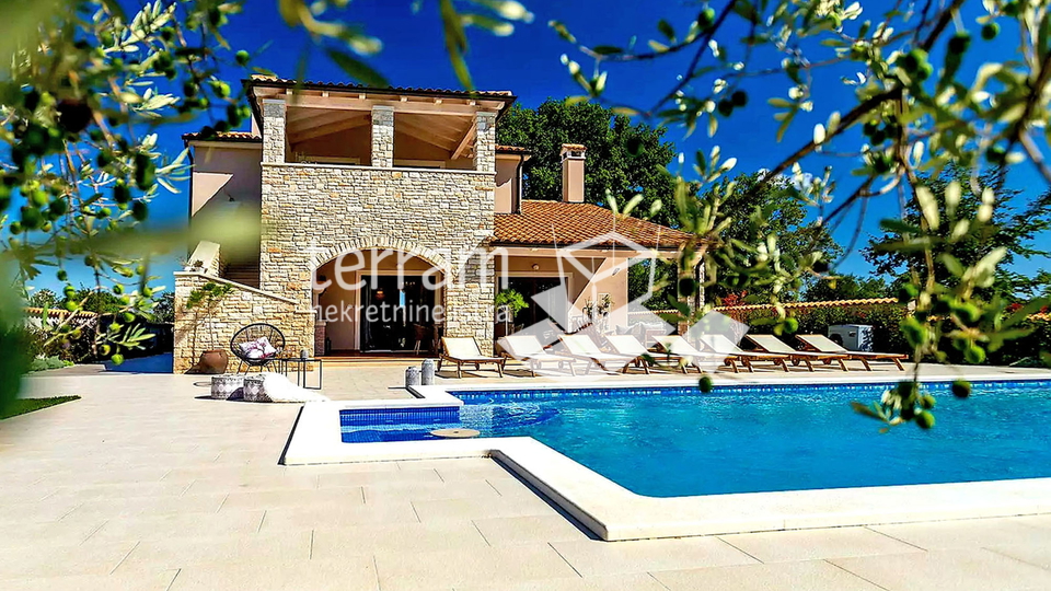 Istria, Krnica, Villa 280m2 with swimming pool, golf course and tennis court, #for sale