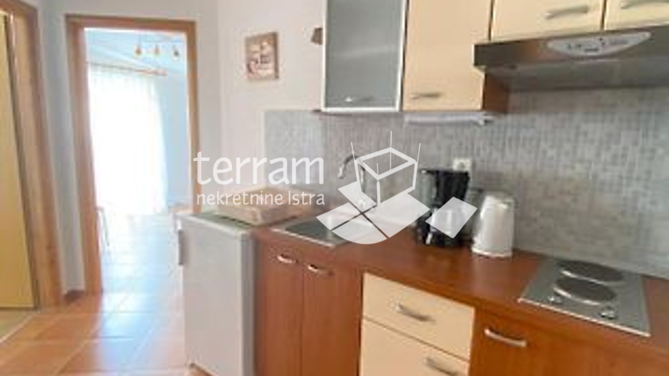 Istra, Fažana, samostojeća apartmanska kuća 360m2 s okućnicom, #prodaja