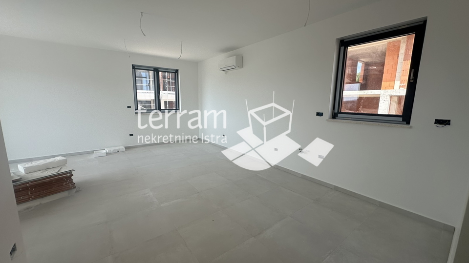 Istrien&comma; Medulin&comma; Erdgeschosswohnung 73&comma;90 m2&comma; 2 Schlafzimmer&comma; Parkplatz&comma; Garten&comma; nahe dem Meer&comma; NEU&excl;&excl; &num;Verkauf