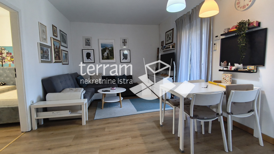 Istra&comma; Pula&comma; Centar&comma; stan I&period; kat 51&comma;05m2&comma; 2SS&plus;DB&comma; &num;prodaja