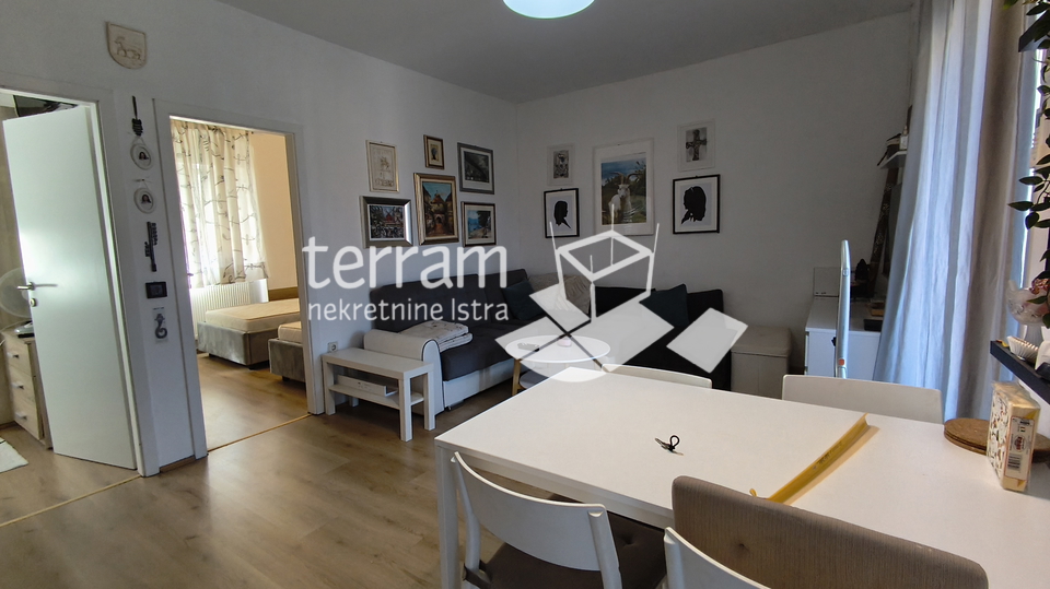 Istra&comma; Pula&comma; Centar&comma; stan I&period; kat 51&comma;05m2&comma; 2SS&plus;DB&comma; &num;prodaja