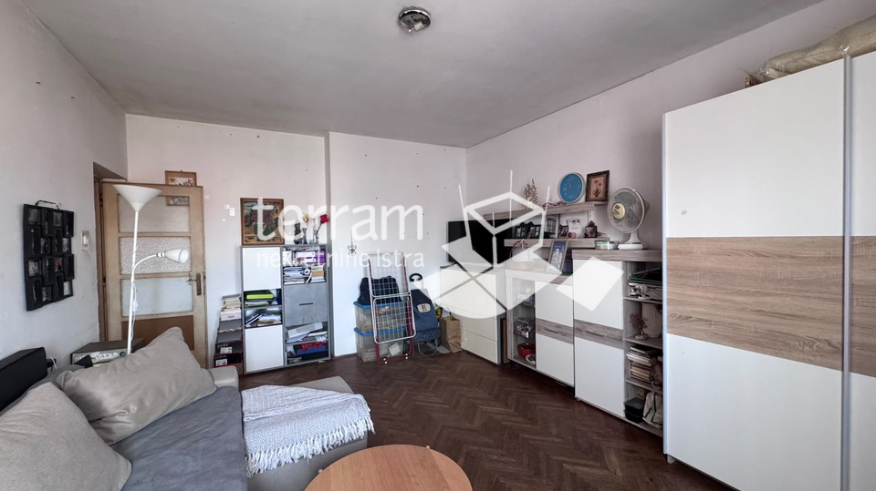 Istra&comma; Pula&comma; Centar&period; Giardini&comma; stan 62&comma;74m2&comma; 2SS&plus;DB&comma; V&period; kat&comma; &num;prodaja
