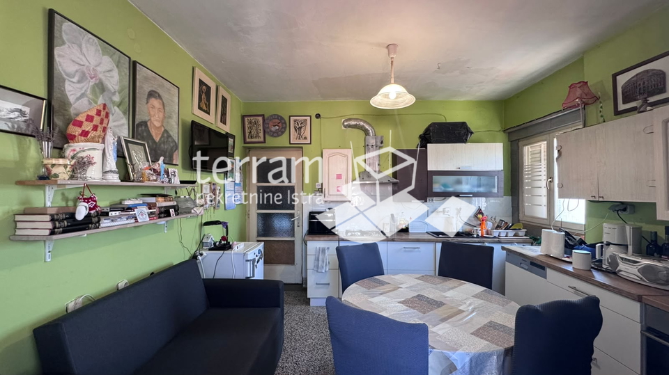 Istra&comma; Pula&comma; Centar&period; Giardini&comma; stan 62&comma;74m2&comma; 2SS&plus;DB&comma; V&period; kat&comma; &num;prodaja