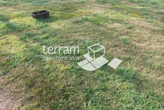 Istria, Pula, Valdebek, building land 990m2, structure 70m2, #sale