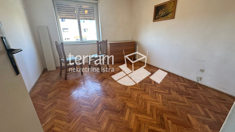 Istra, Pula, Širi centar, stan 55,97m2, 1SS+DB, treći kat, blizina centra, #prodaja