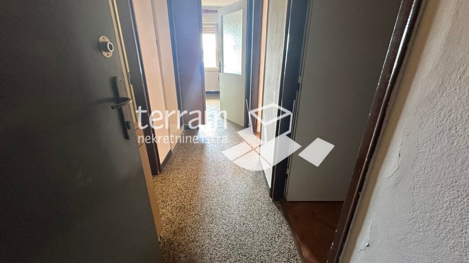 Istra, Pula, Širi centar, stan 55,97m2, 1SS+DB, treći kat, blizina centra, #prodaja