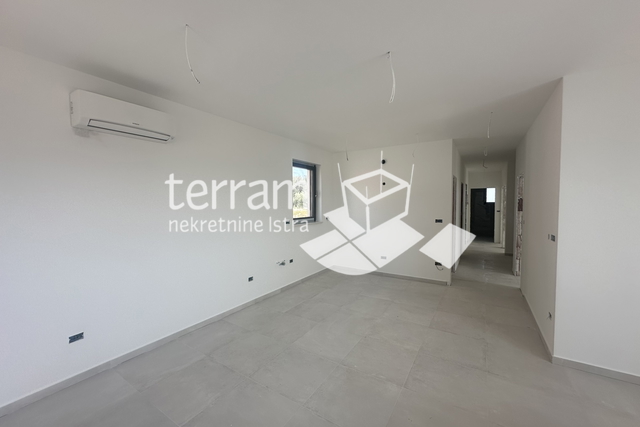 Istrien, Medulin, Wohnung 1. Stock, 101,65 m2, 3 Schlafzimmer, Parkplatz, nahe dem Meer, NEU!! #Verkauf