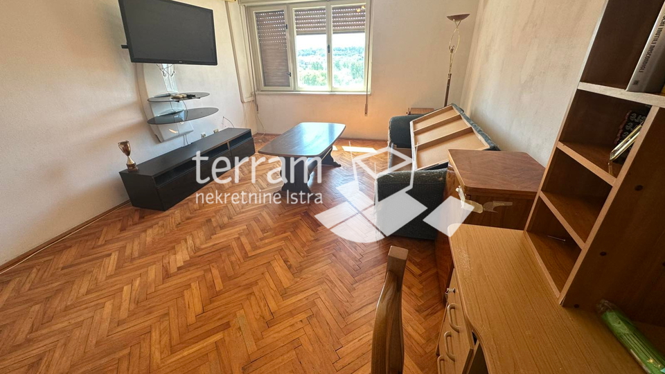 Istra, Pula, Širi centar, stan 55,97m2, 1SS+DB, treći kat, blizina centra, #prodaja