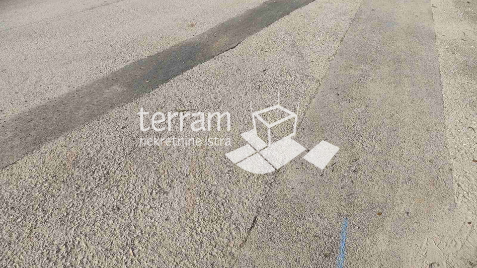 Istria&comma; Pula&comma; Valdebek&comma; building land 990m2&comma; structure 70m2&comma; &num;sale