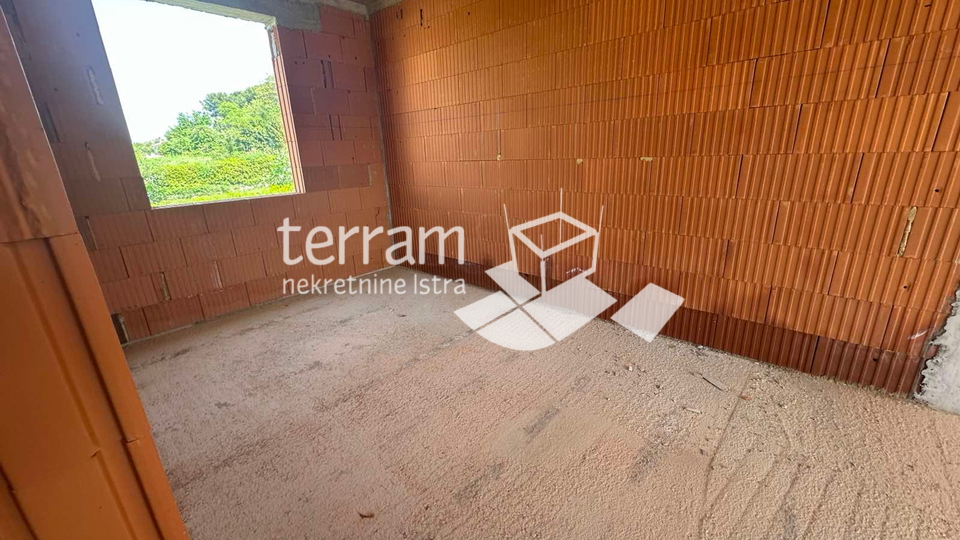 Istra, Pula, prizemlje 77m2, 2SS+DB, vrt 80m2 NOVO  #prodaja