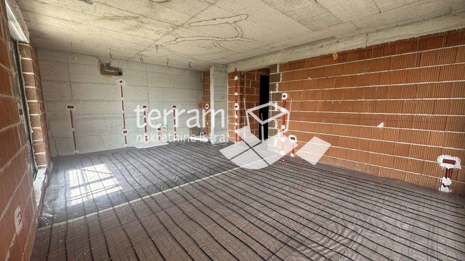 Istria&comma; Medulin&comma; Pje&scaron;&ccaron;ana uvala&comma; apartment 111&period;84 m2&comma; 3 bedrooms&comma; 1st floor&comma; LIFT&comma; near the sea&comma; NEW&excl;&excl; &num;sale