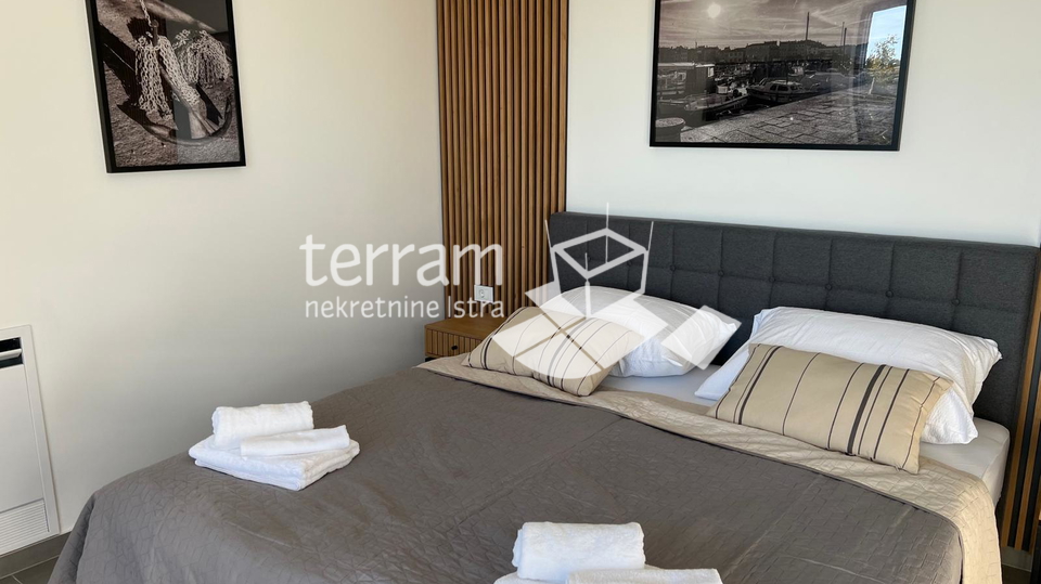 House&comma; 200 m2&comma; For Sale&comma; Svetvin&ccaron;enat - Smoljanci