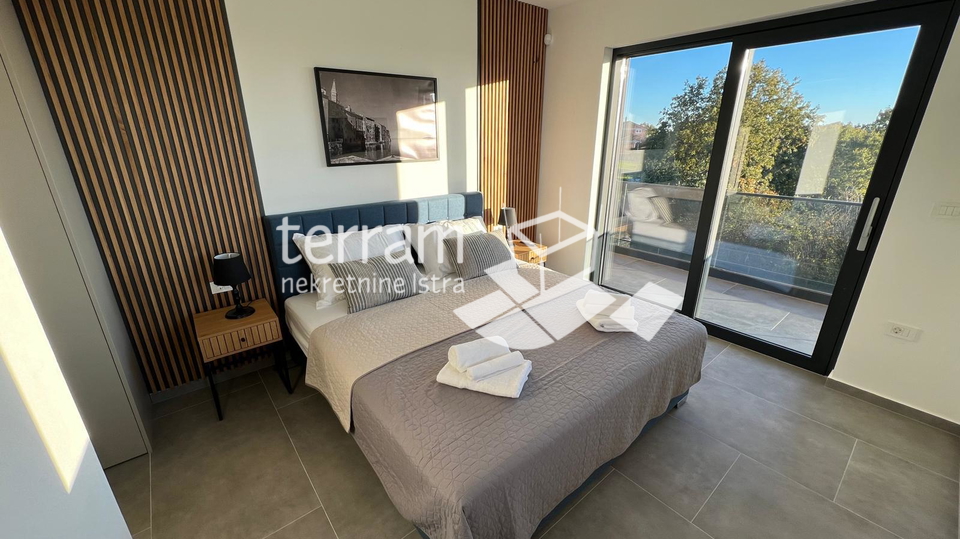House&comma; 200 m2&comma; For Sale&comma; Svetvin&ccaron;enat - Smoljanci