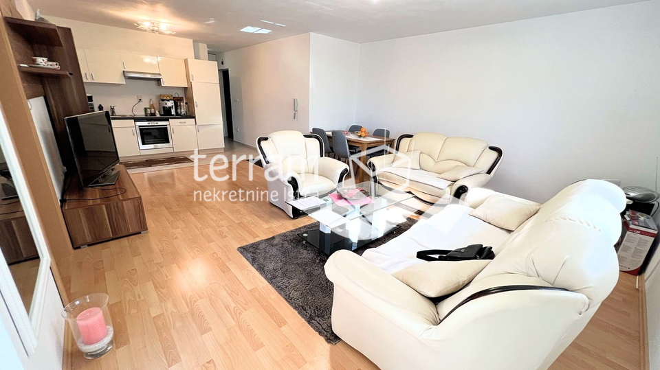 Apartment&comma; 90 m2&comma; For Sale&comma; Medulin