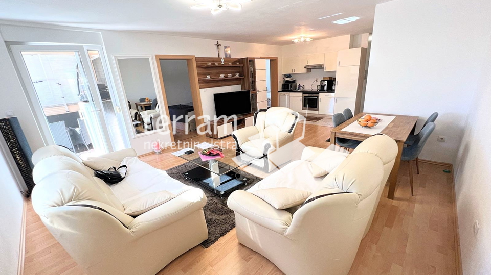 Apartment&comma; 90 m2&comma; For Sale&comma; Medulin