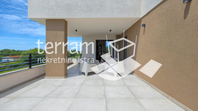 Istra&comma; Vodnjan&comma; okolica luksuzna ku&cacute;a&comma; 170m2&comma; bazen 34m2&comma; oku&cacute;nica 851m2&comma; NOVO &comma; &num;prodaja