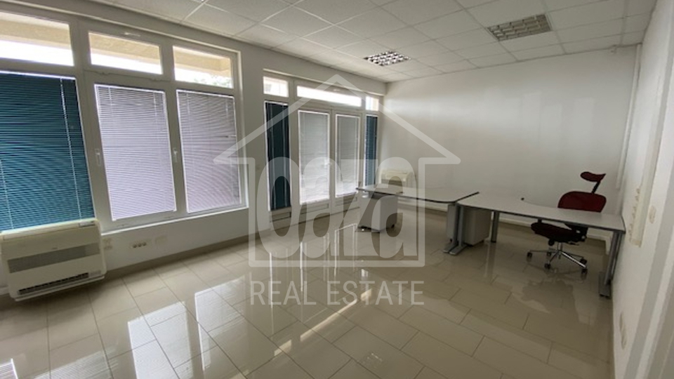 Commercial Property, 185 m2, For Rent, Rijeka - Zamet