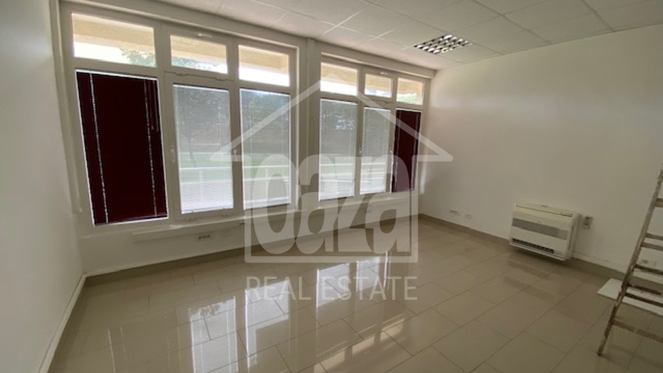 Commercial Property, 185 m2, For Rent, Rijeka - Zamet