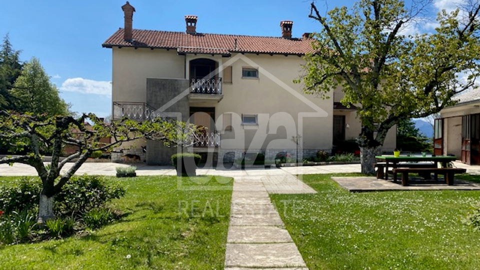 House, 850 m2, For Sale, Viškovo - Saršoni