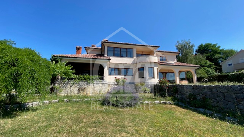 House, 400 m2, For Sale, Kastav