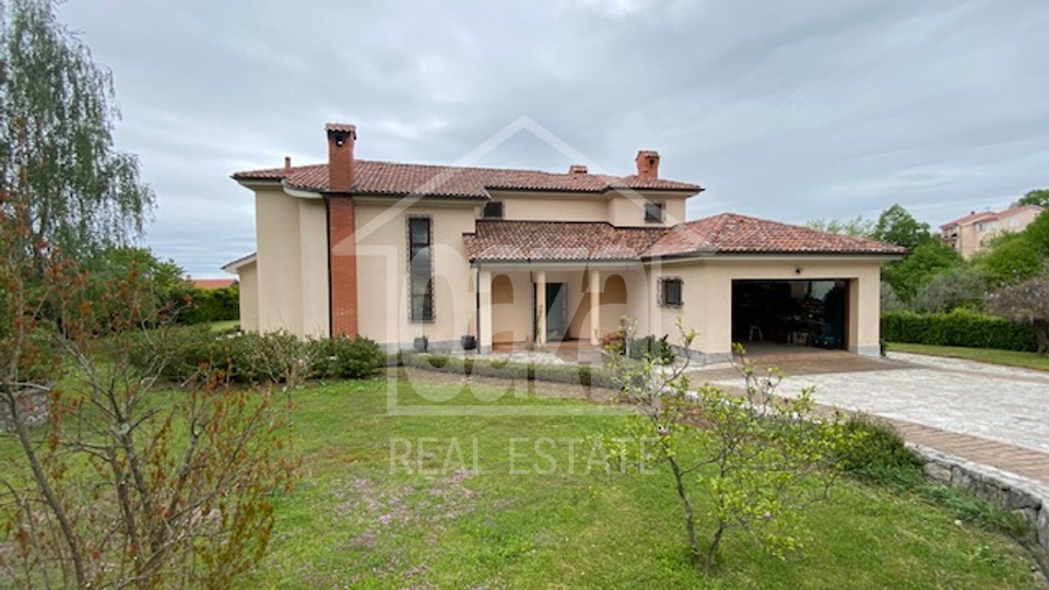 House, 400 m2, For Sale, Kastav