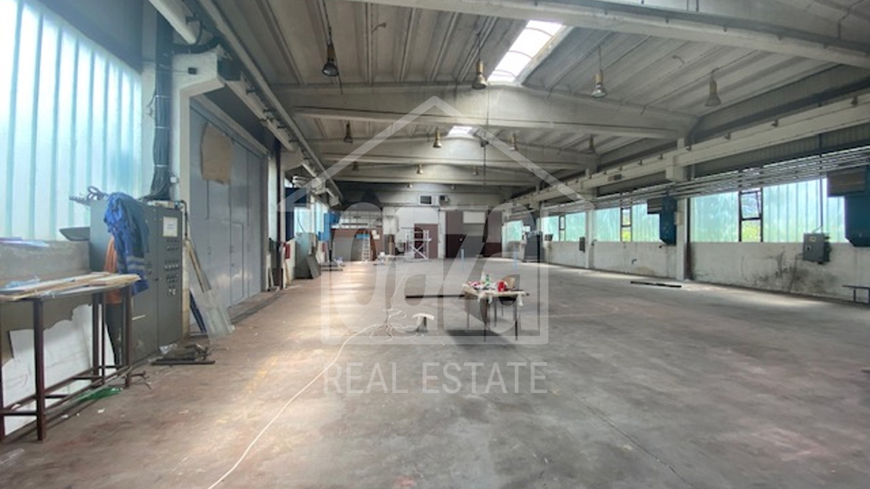 Commercial Property, 785 m2, For Rent, Kukuljanovo