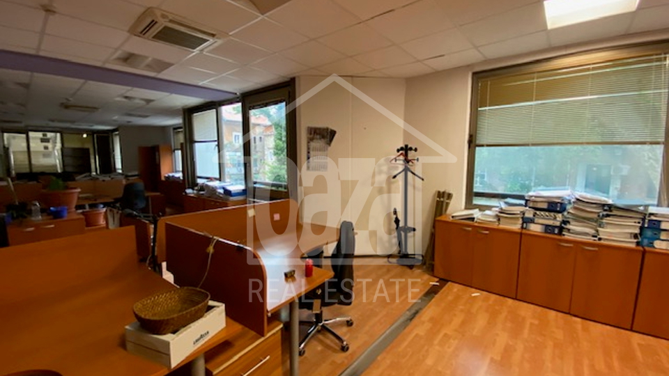 Commercial Property, 1666 m2, For Rent, Rijeka - Centar