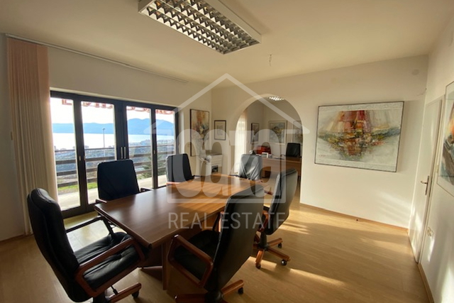 Geschäftsraum, 90 m2, Vermietung, Rijeka - Donja Drenova