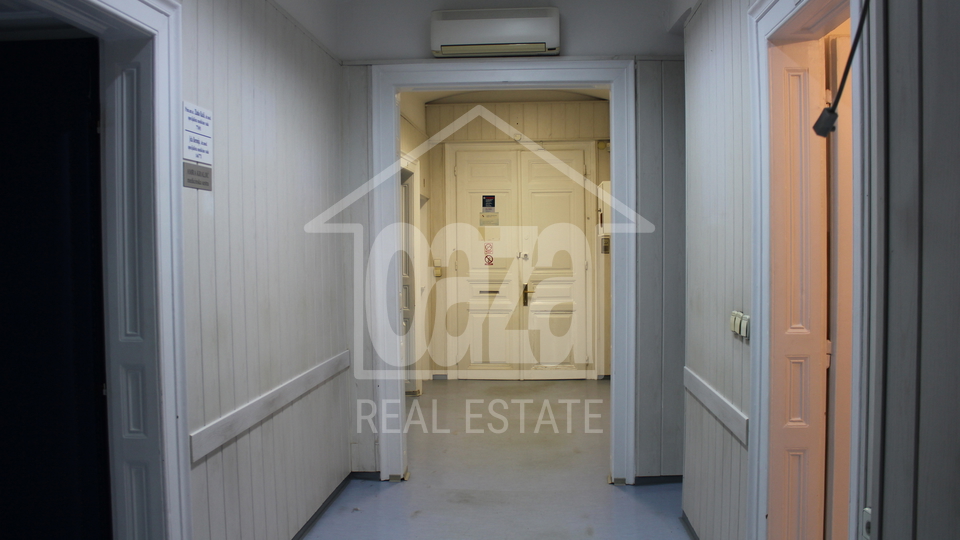 Apartment&comma; 115 m2&comma; For Sale&comma; Rijeka - Centar