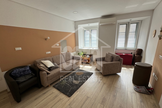 Wohnung, 94 m2, Verkauf, Rijeka - Centar