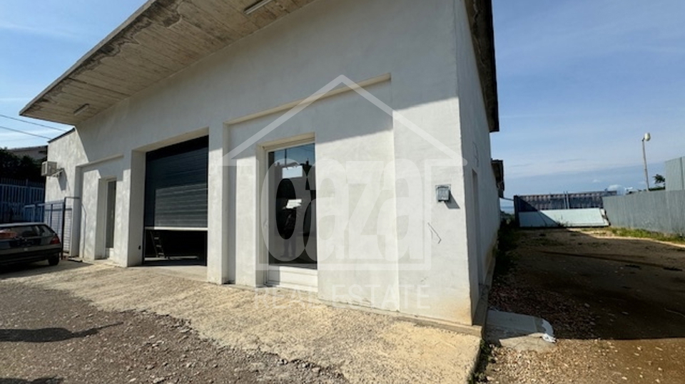 Commercial Property&comma; 150 m2&comma; For Rent&comma; Kostrena