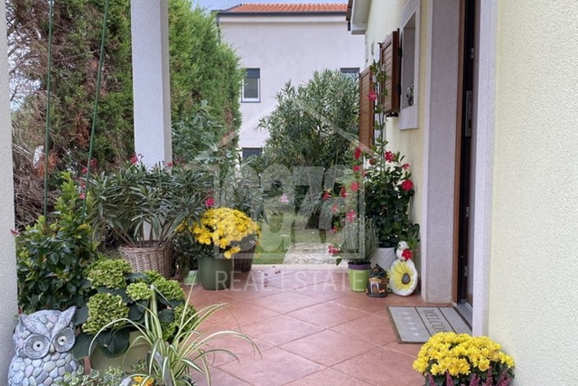 Poreč - Nova Vas, house for vacation or rent, 4 km from the sea