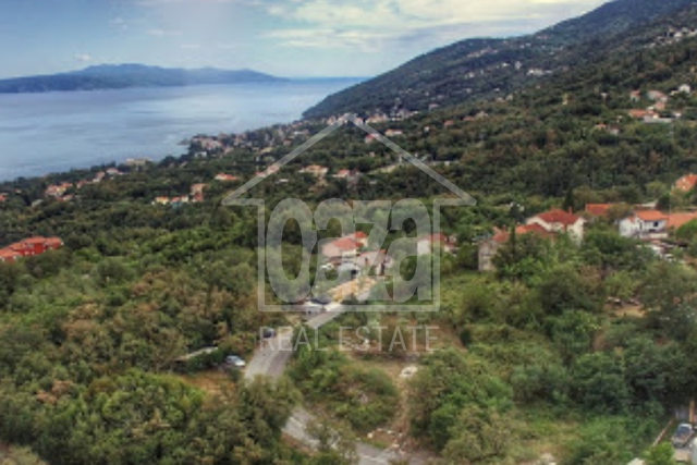 Ičići - Brdo, two building plots for the construction of villas 1,542 m2