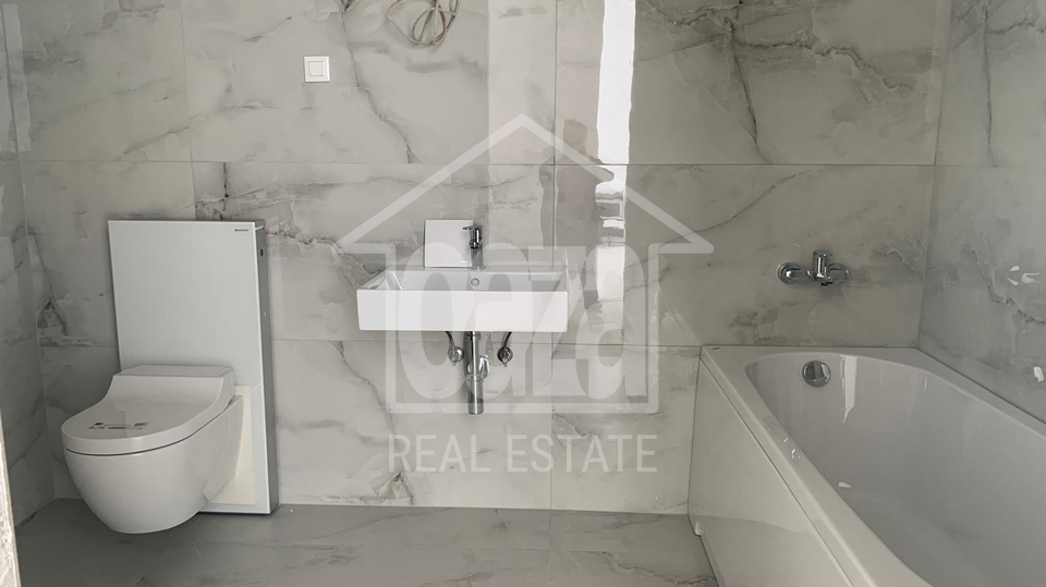 Appartamento&comma; 95 m2&comma; Affitto&comma; Rijeka - Pe&cacute;ine