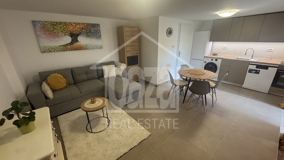 Wohnung, 32 m2, Vermietung, Rijeka - Androv Breg