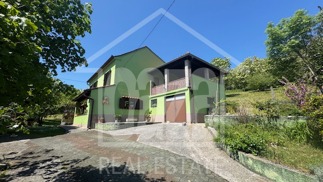 Haus, 320 m2, Verkauf, Cernik