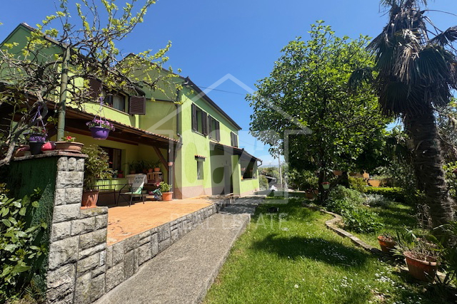 Haus, 320 m2, Verkauf, Cernik