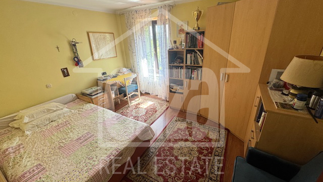 Haus, 320 m2, Verkauf, Cernik