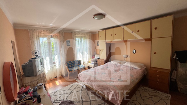 Haus, 320 m2, Verkauf, Cernik