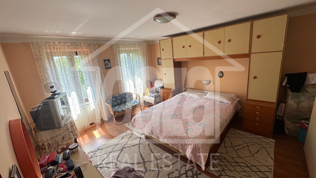 Haus, 320 m2, Verkauf, Cernik