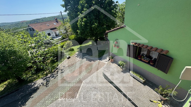 Haus, 320 m2, Verkauf, Cernik